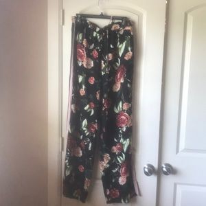 Floral long slit pants